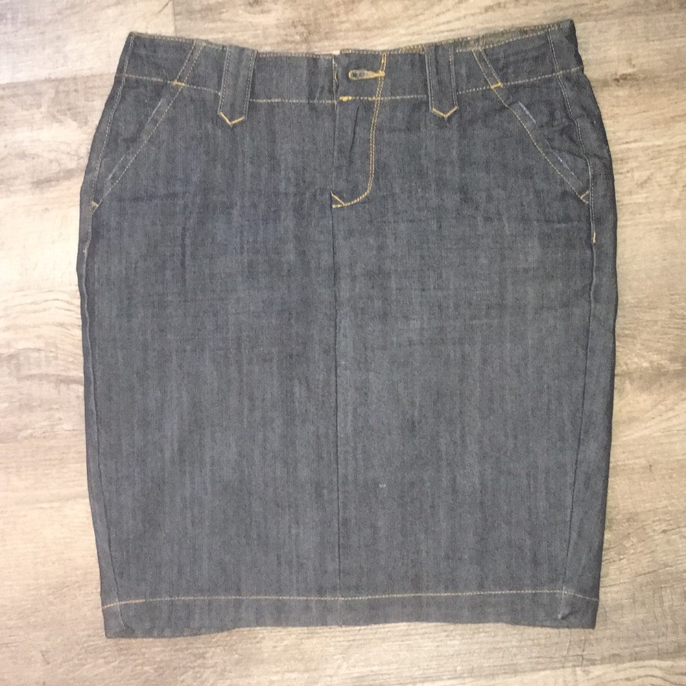 Denim skirt